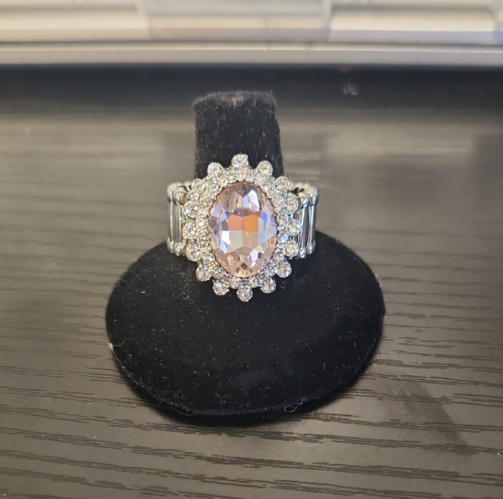 Elegant Silver and Pink Gemstone Ring